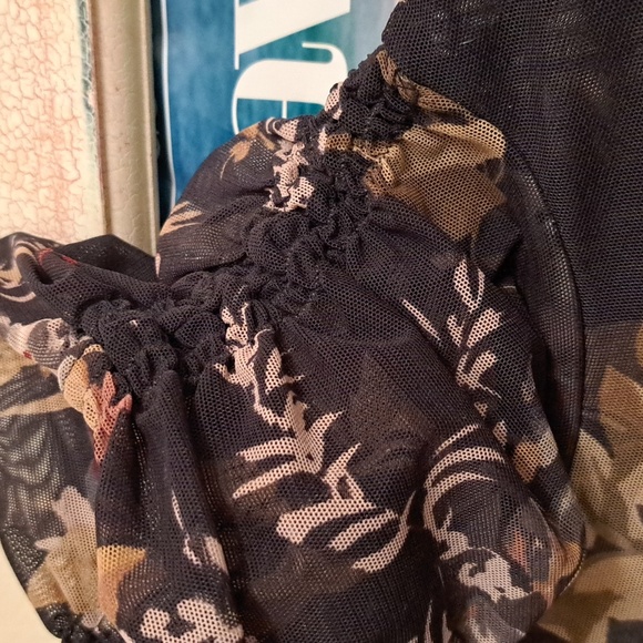 Etro Floral Nylon Stretch Turtleneck Made in Italy European sz48 US M - Picture 5 of 10